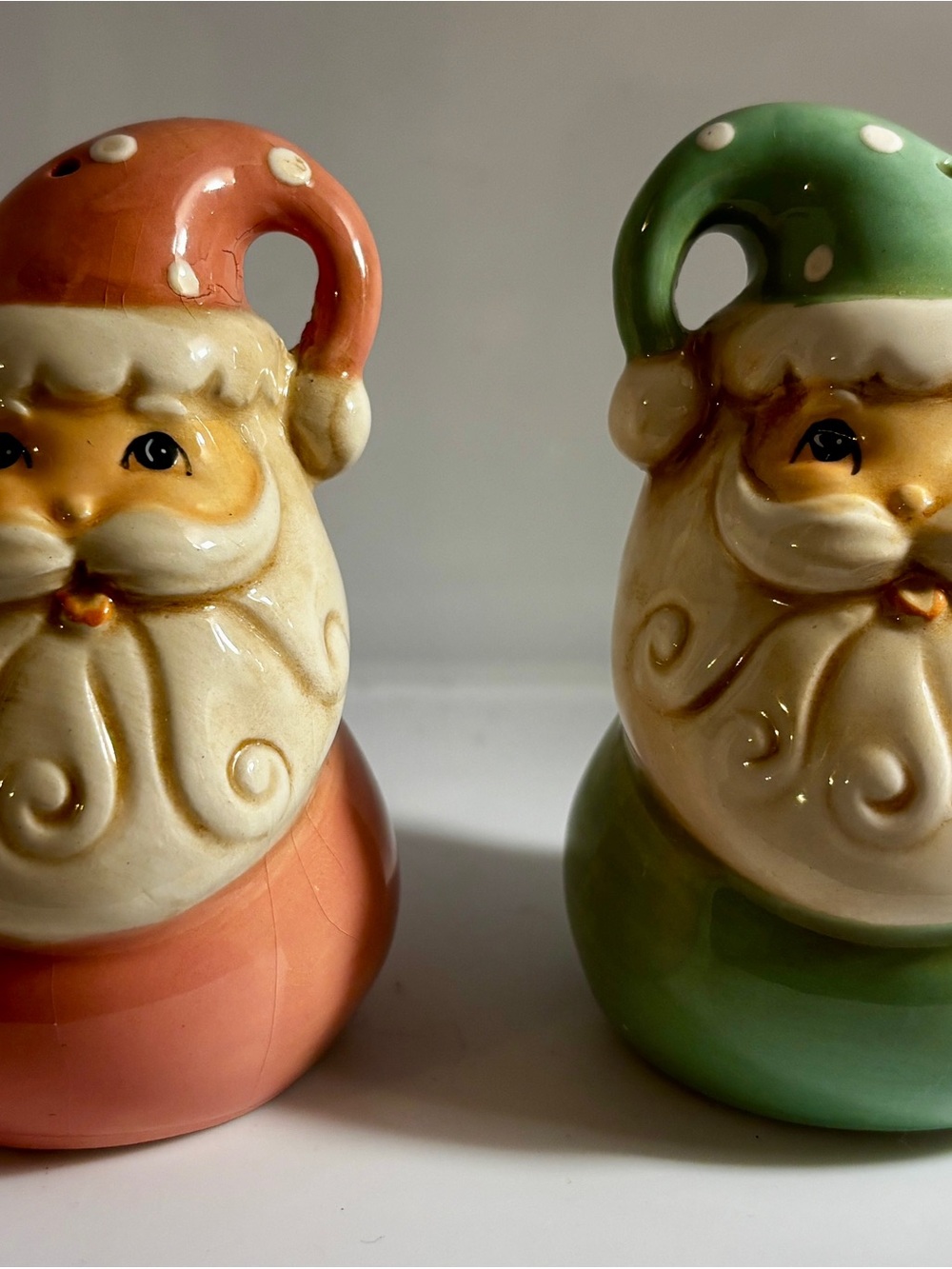 Joanna Parker Santa Salt Pepper Shaker Set Pastel Christmas